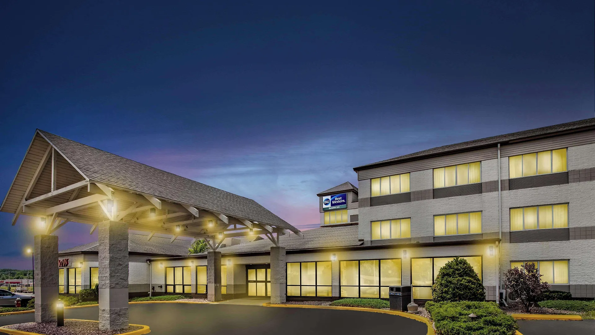 5 Three-Star Hotels Near Mirror Lake State Park Worth Booking